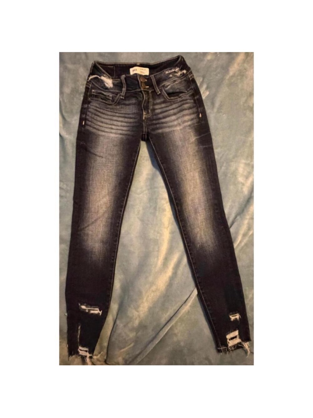Women’s Dark Wash Distressed Skinny Jeans - Bke 24